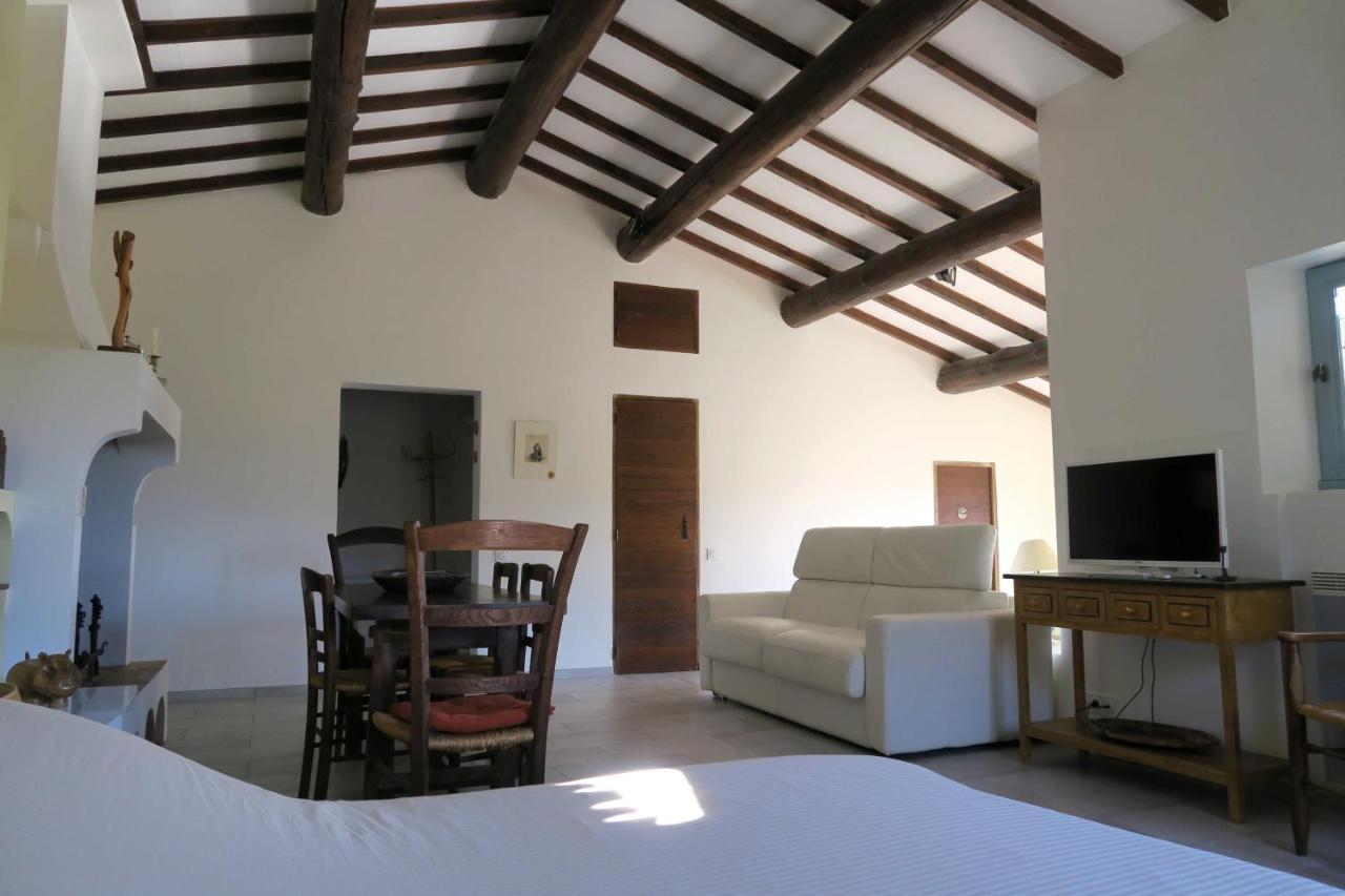 Bastide au coeur du Lubéron Lejlighed Gordes Eksteriør billede